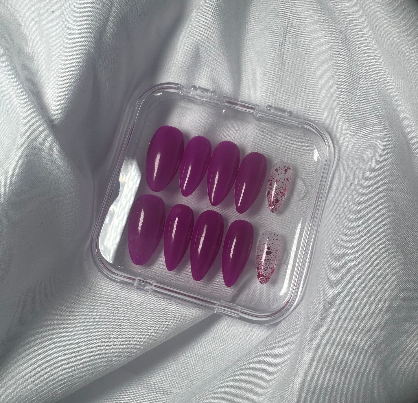 Press On Nails - "Maëlys"