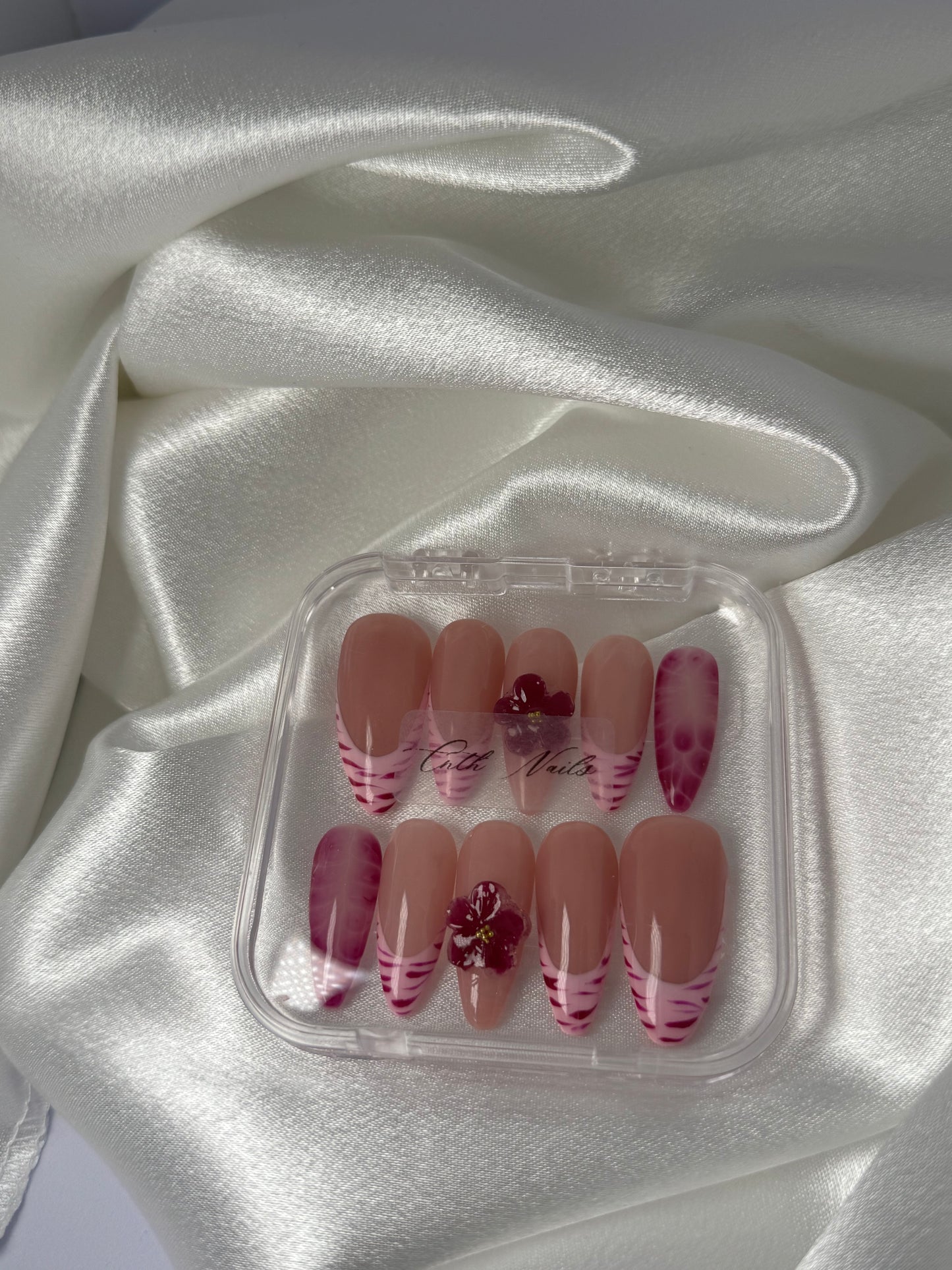 Press On Nails - "Stardust"